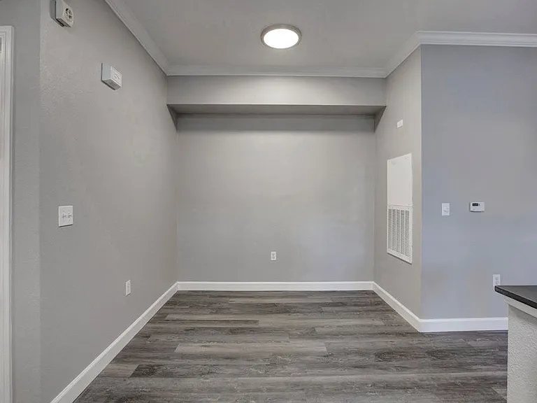 Broadleaf Apartments — Photo 62