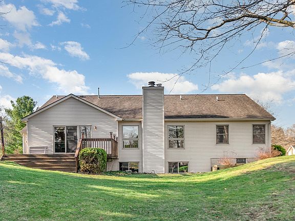 2nd image of 13683 Summer Ln