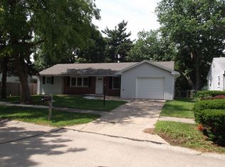 2303 Brett Dr, Champaign, IL 61821