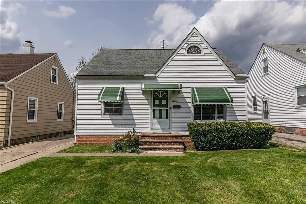 14509 Brunswick Ave photo 1