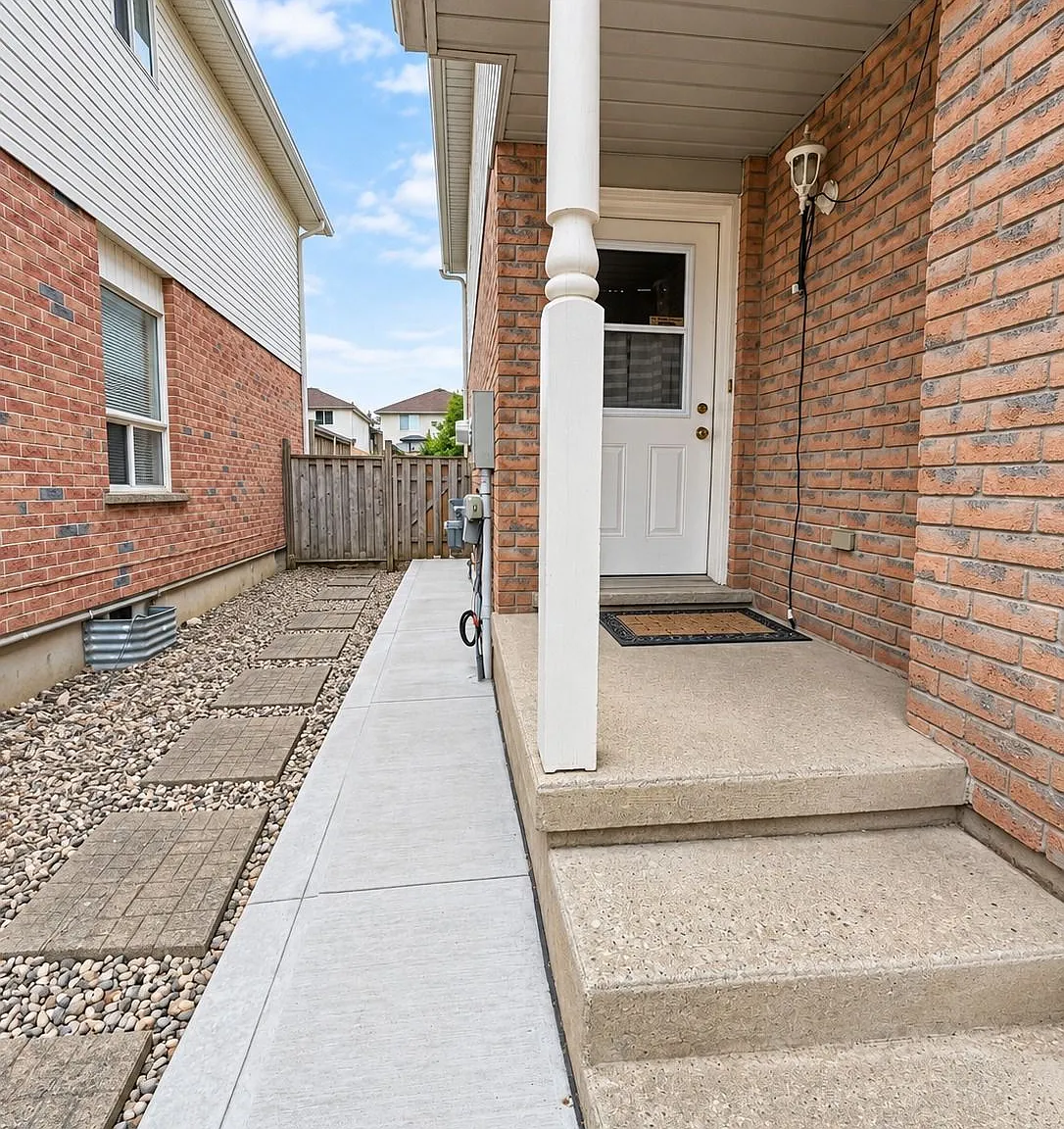 3 bed, $3,000 — Photo 4