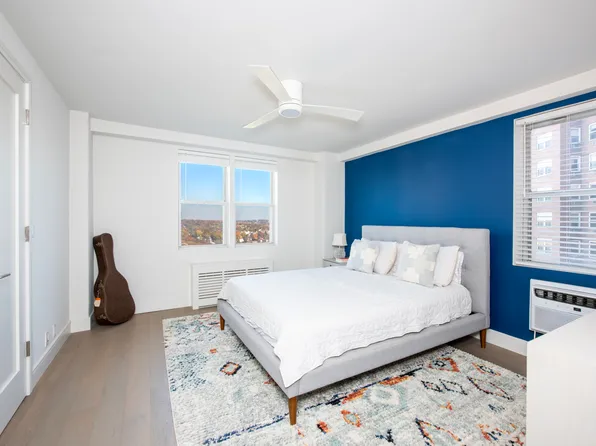 5800 Arlington Avenue image 6 of 16