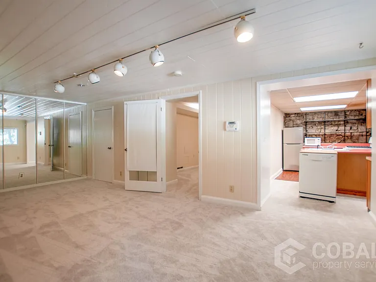 867 Rosedale Rd NE #2 — Photo 6
