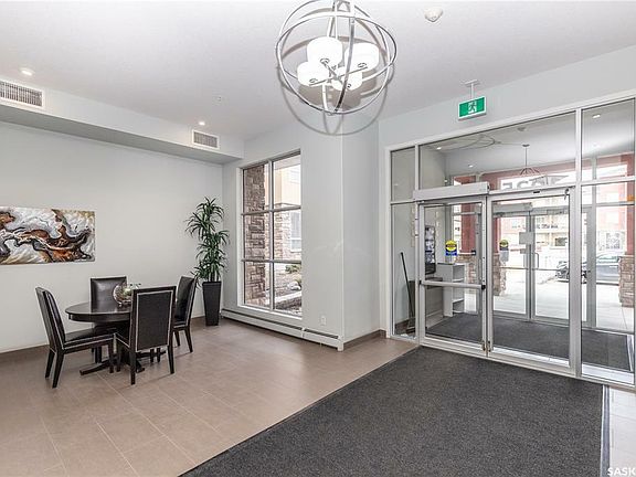 4th image of 1025 Moss Ave #208