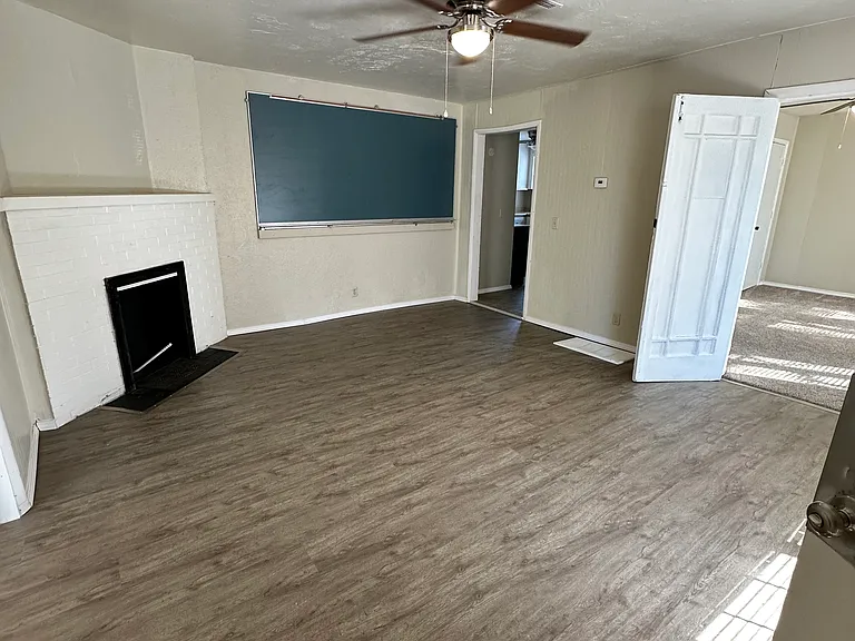 743 Deans Row Ave #3 — Photo 6