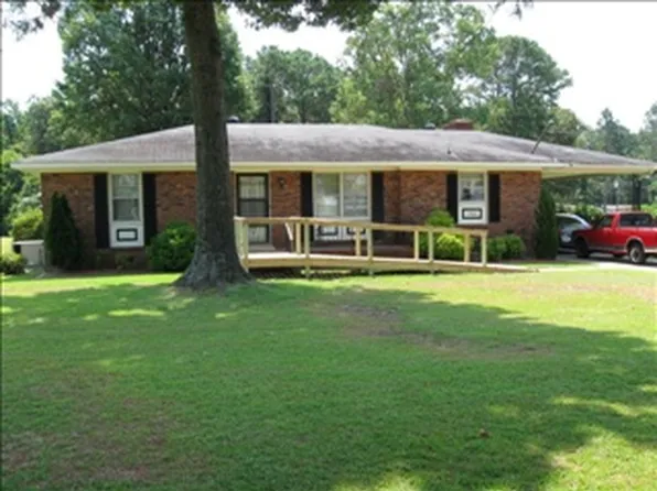 1300 E Patetown Rd, Goldsboro, NC 27530