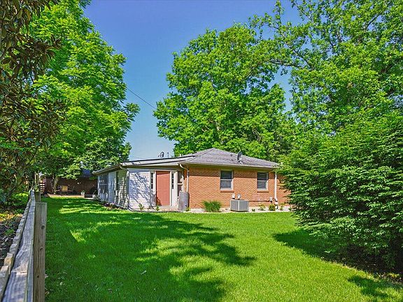 4th image of 509 Southland Dr