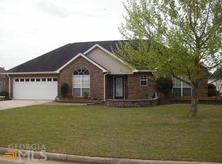 228 Spring Chase Cir, Kathleen, GA 31047