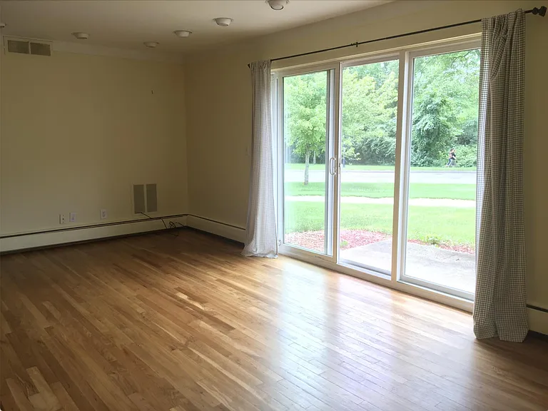 1261 Island Dr #102 — Photo 3