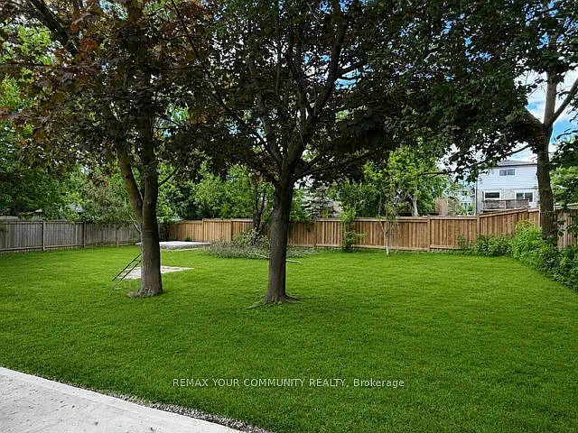 130 Simcoe Rd #MAIN — Photo 25