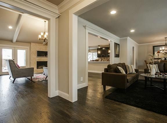 2nd image of 7438 Lynworth Dr