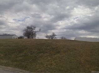 6302 Clarks View Dr, Charlestown, IN 47111