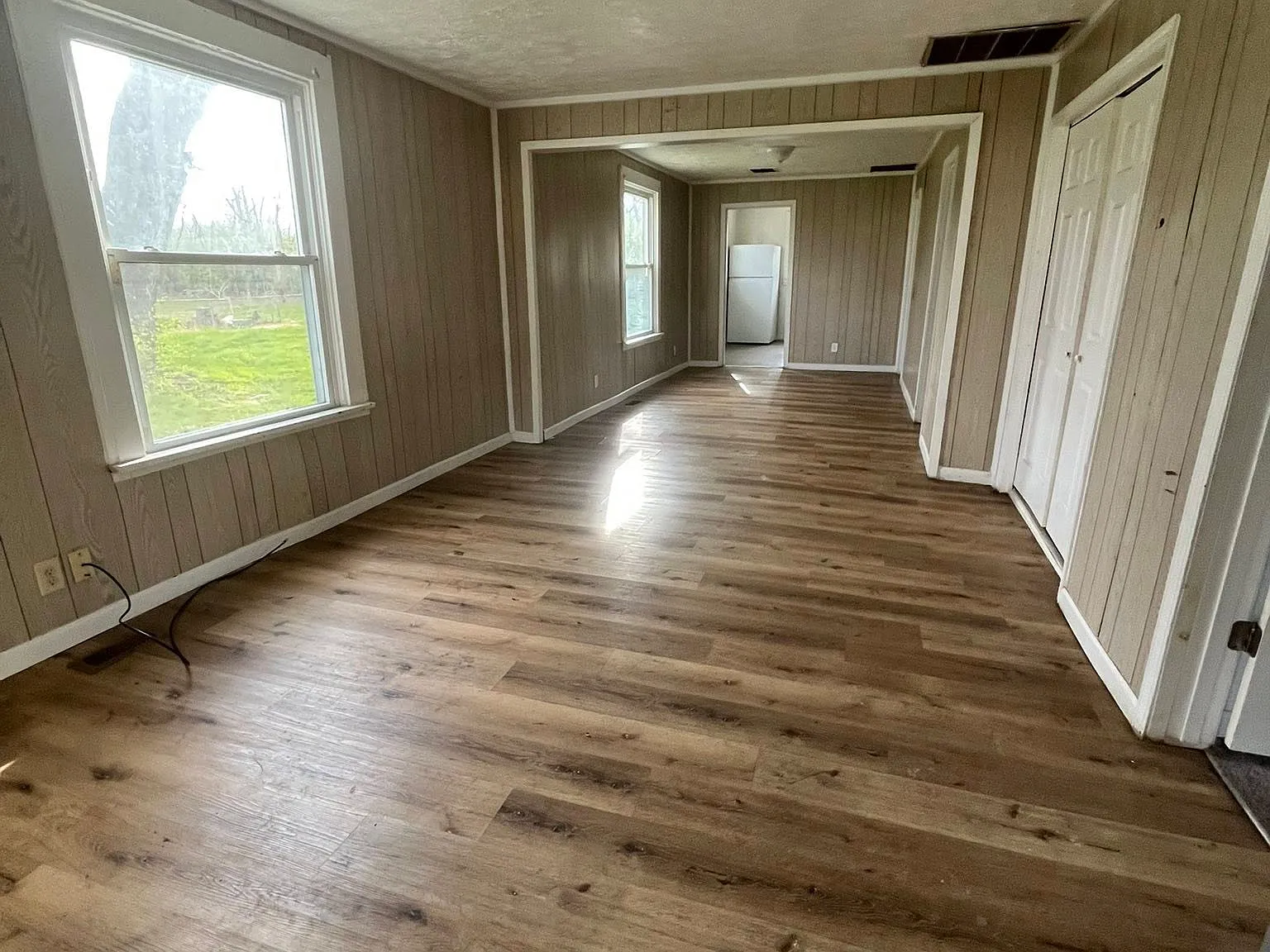 3 bed, 1168 sqft, $1,200 — Photo 2