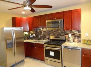 4 W Rutherford Dr, Newark, DE 19713