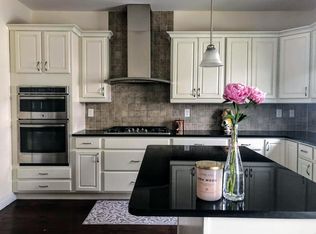 22 Jacobs Lndg, Secaucus, NJ 07094