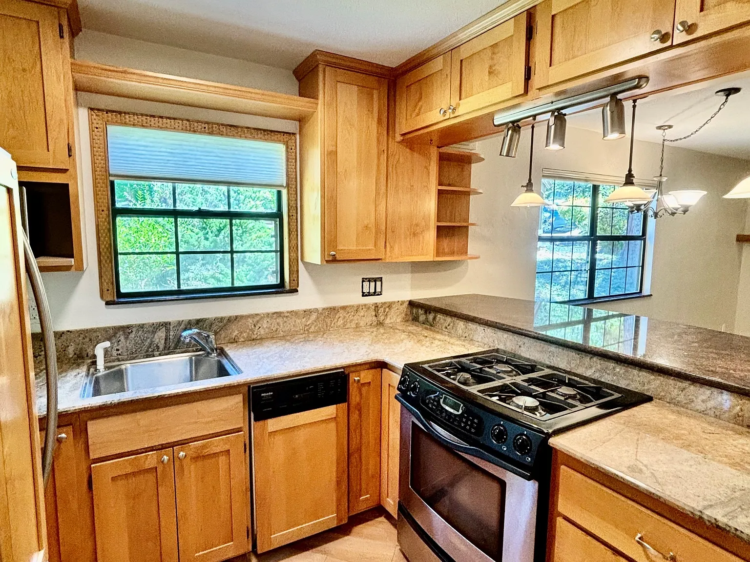 315 Gracie Road - 1 — Photo 4