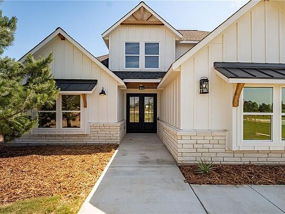 3rd image of 102 Tonkawa Dr
