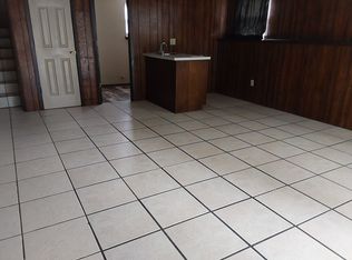 4108 S Crackerneck Rd, Independence, MO 64055