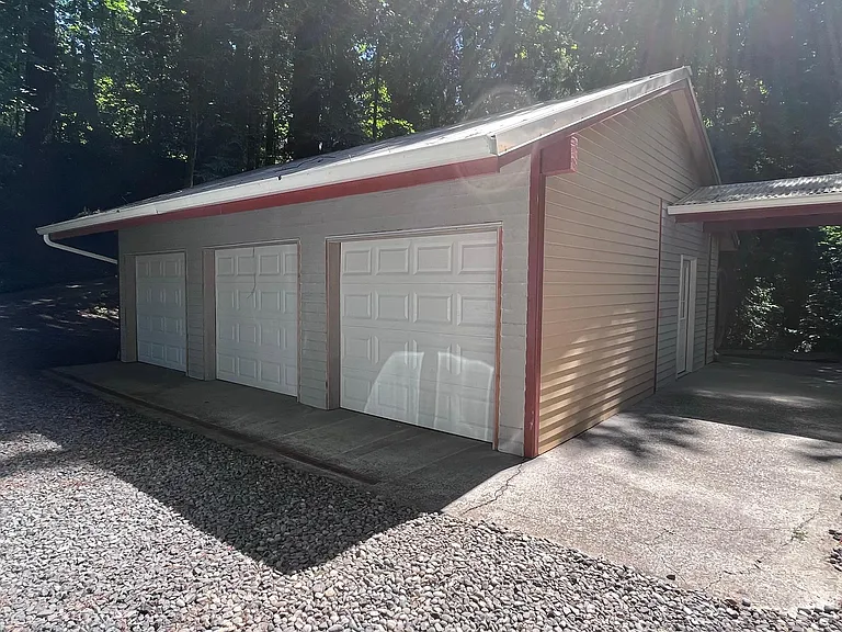 2919 SW Upper Dr — Photo 33
