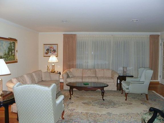 4th image of 9621 S Kolin Ave