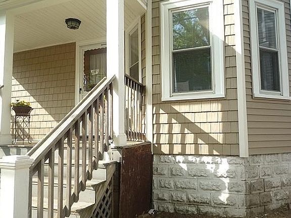4th image of 58 Conwell Ave #1