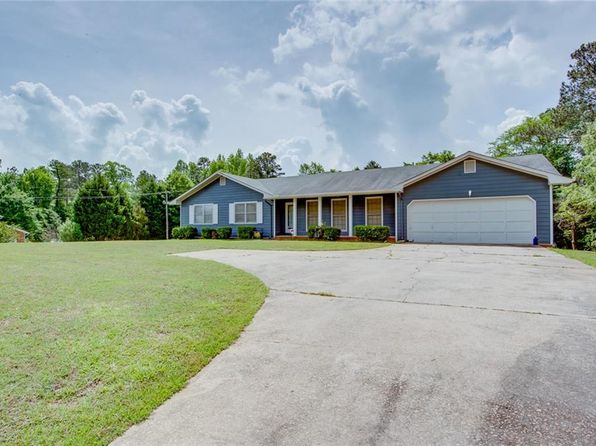 203 Leigh Dr, Ellenwood, GA 30294
