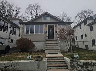 70 Starbuck St, Staten Island, NY 10304