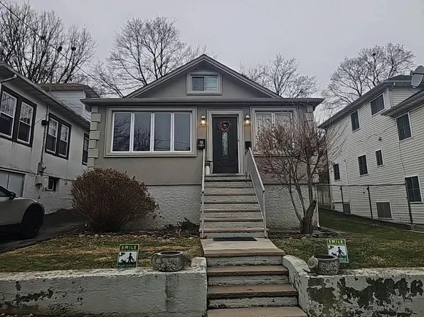 70 Starbuck St, Staten Island, NY 10304