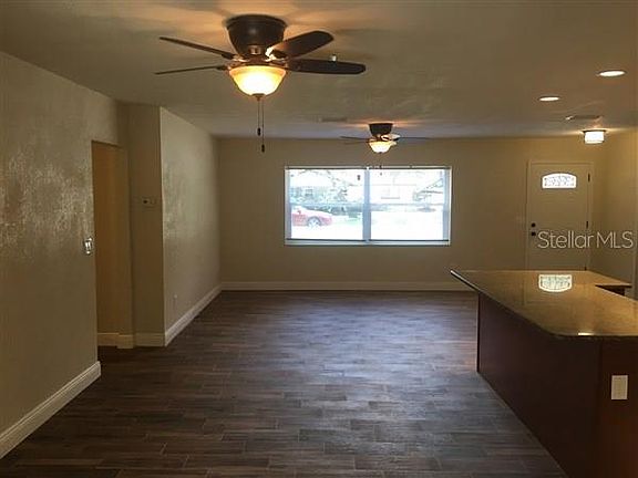 4th image of 2535 Krueger Ln
