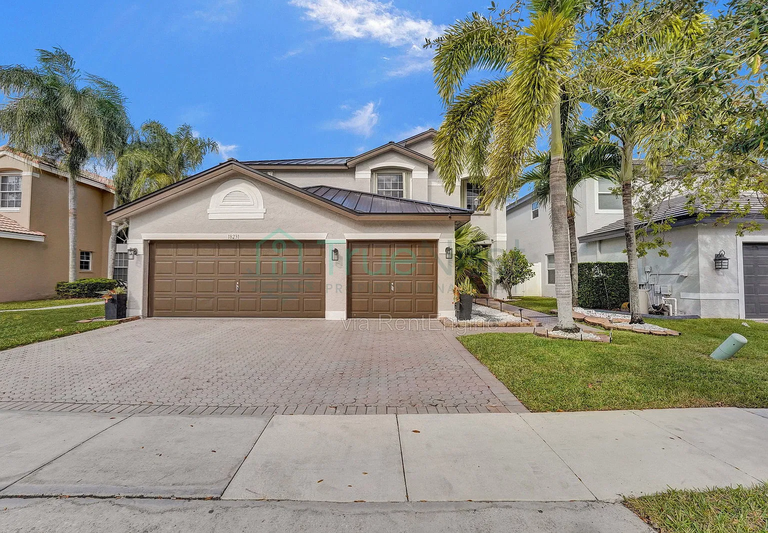 5 bed, 3.0 bath, 3040 sqft, $5,600 — Photo 3