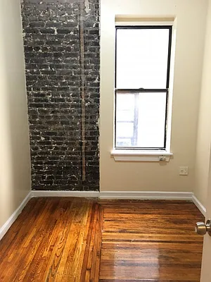 Rented by Bohemia Realty Group | media 18