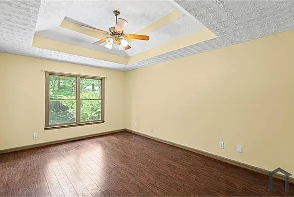 4240 Sugar Mill Dr — Photo 14
