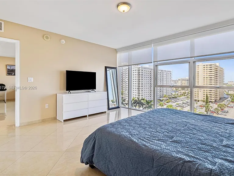 1830 S Ocean Dr #907 — Photo 12