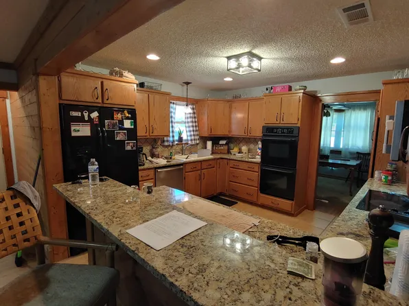 251 Avenue, Pt, TX 75472