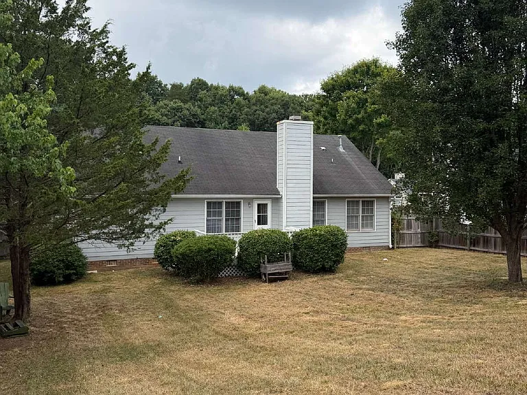3304 Northbrook Dr — Photo 16
