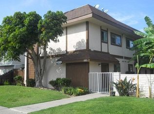 880 Center St APT 1, Costa Mesa, CA 92627