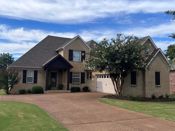 42 Arbor Greens Cv, Covington, TN 38019