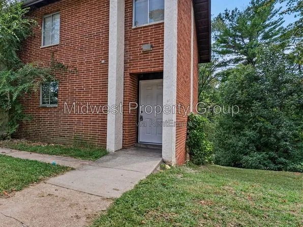 10002 Kodiak Dr, Saint Ann, MO 63074