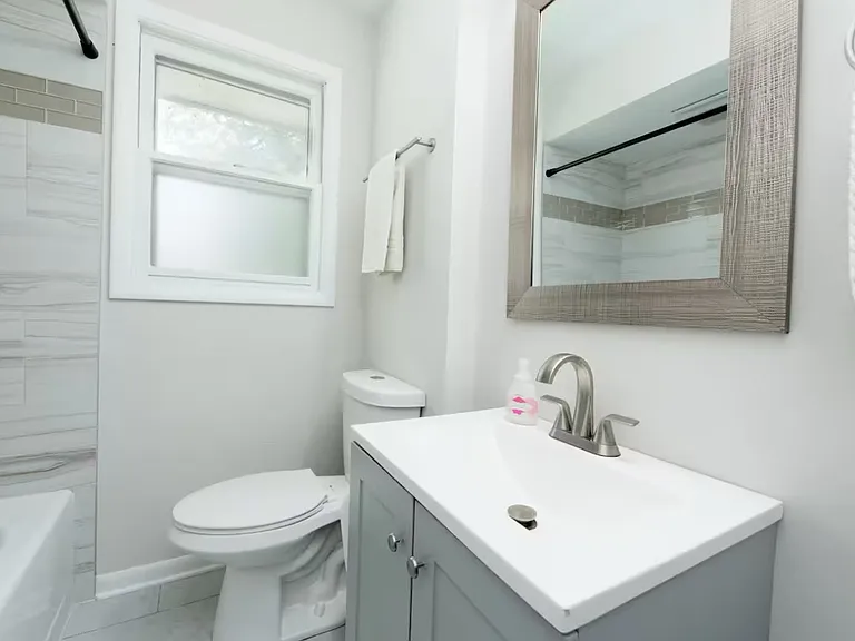 1314 Campbell Ave — Photo 8