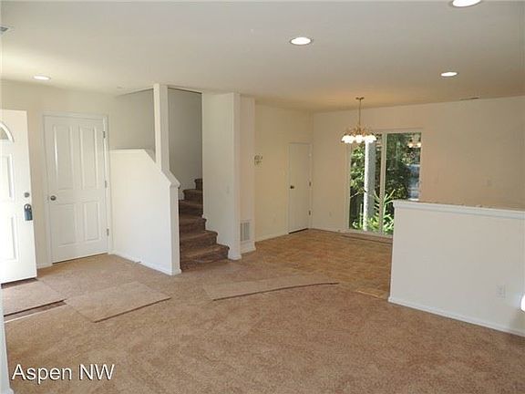 4th image of 12006 61st Avenue Ct
