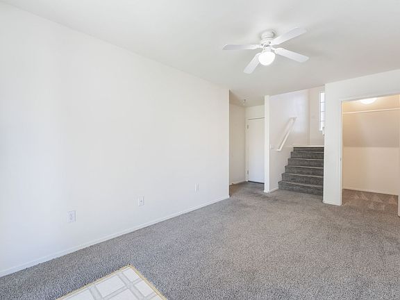 3rd image of 7290 Victoria Oak Ct