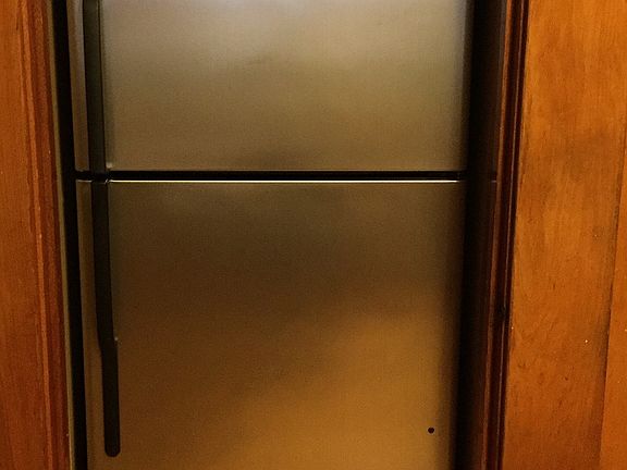 3rd image of 806 Washington Ave #1