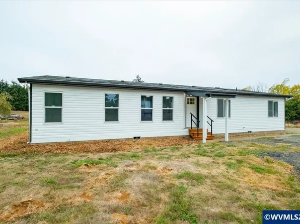 8365 Aumsville Hwy SE, Salem, OR 97317