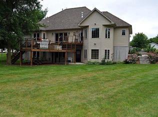 2284 Deri Pl, Perry, IA 50220