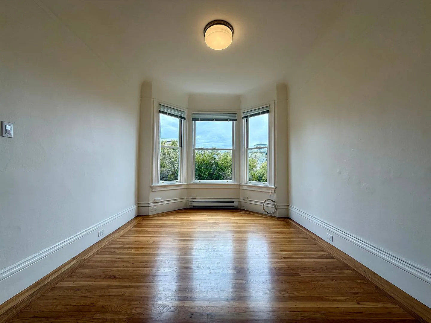 Outside Leasing - 1252 Union St. — Photo 2