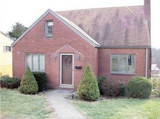 515 Coal Valley Rd, Clairton, PA 15025