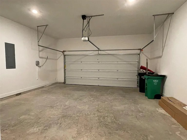 689 Cape Capri Dr — Photo 28