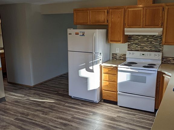 5th image of 15802 NE 85th St