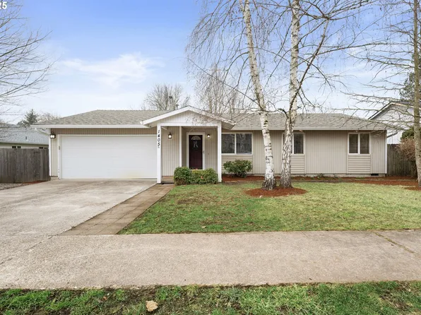 1405 N Meridian St, Newberg, OR 97132