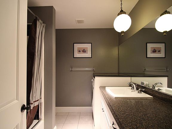 5th image of 382 E California Blvd APT 206